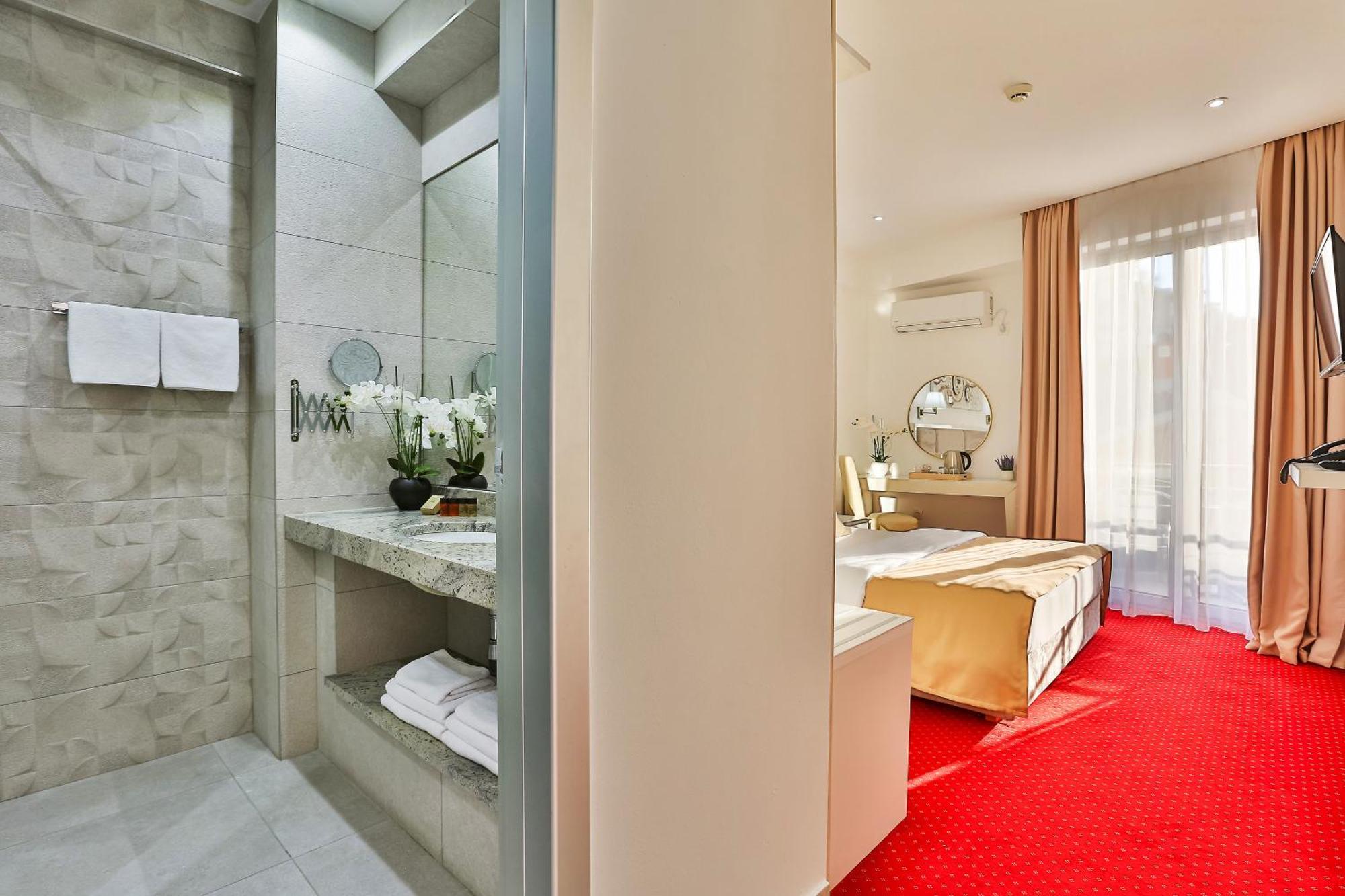 Hotel La Mer ブドヴァ エクステリア 写真